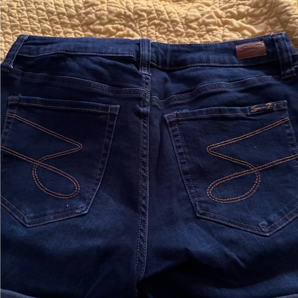 Shorts excellent condition!  Maybe wore twice - Picture 3 of 5